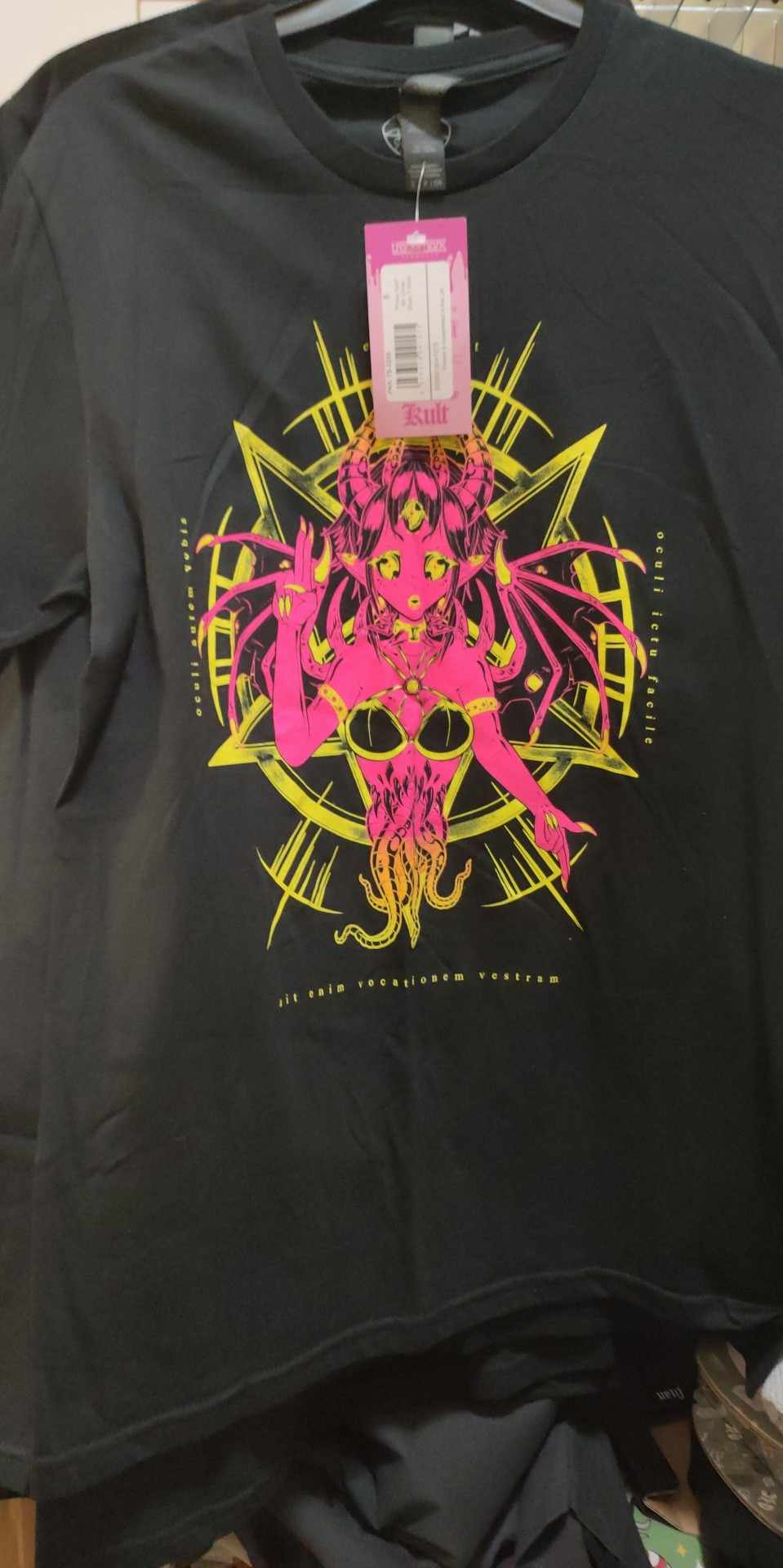 Pinku Kult - Demon on Pentagram Tee