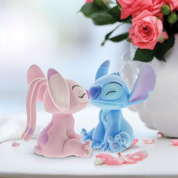 Stitch and Angel - Eskimo Kisses Flocked Mini Figure Set